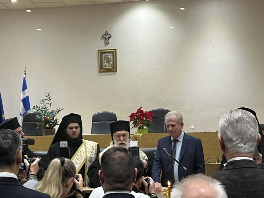 Ορκίστηκαν ο Λάμπρος Σκλαβούνος και το νέο Δημοτικό Συμβούλιο του Αιγάλεω