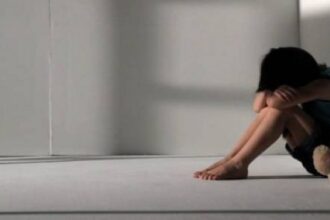 Περιστέρι: Πατέρας - τέρας ασελγούσε στα ίδια του τα κοριτσάκια!