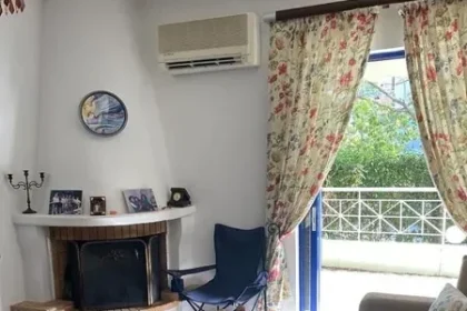 Διαμέρισμα προς πώληση στην Ακράτα, 150μ από τη θάλασσα