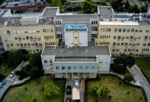Δύο ώρες χάους στο Κρατικό Νίκαιας - Έκαναν ιατρικές πράξεις με φακούς κινητών!