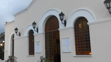 Στον Ι.Ν. Αγίας Βαρβάρας τα λείψανα του Αγίου Νικολάου του Θαυματουργού 1 Στον Ι.Ν. Αγίας Βαρβάρας τα λείψανα του Αγίου Νικολάου του Θαυματουργού