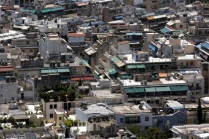 Αιγάλεω: Ξεκινάει πρωτοποριακό πρόγραμμα δωρεάν παρεμβάσεων σε παλιές πολυκατοικίες για ποιότητα ζωής και προσιτή κατοικία