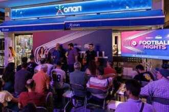 Σε… γήπεδο μετατράπηκε χθες κατάστημα ΟΠΑΠ επί της Ιεράς Οδού στο Αιγάλεω, με πολλές εκπλήξεις 11 Σε… γήπεδο μετατράπηκε χθες κατάστημα ΟΠΑΠ επί της Ιεράς Οδού στο Αιγάλεω, με πολλές εκπλήξεις