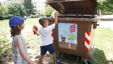 Μπήκαν οι πρώτοι καφέ κάδοι σε δρόμους του Αιγάλεω – Πώς λειτουργεί το σύστημα