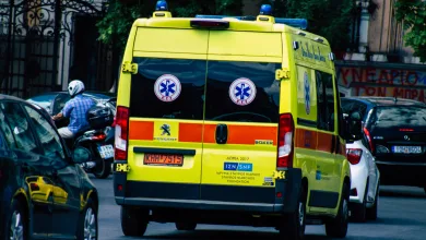 Νεκρός 28χρονος μοτοσικλετιστής στην Θηβών 18 Νεκρός 28χρονος μοτοσικλετιστής στην Θηβών