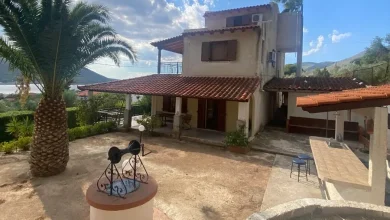 Πόρτο Γερμενό: Πωλείται μονοκατοικία με υπέροχη θέα και μεγάλο κήπο