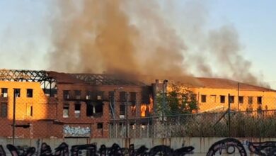Κτήριο φλέγεται κοντά στο Γενικό Κρατικό Νίκαιας 8 Κτήριο φλέγεται κοντά στο Γενικό Κρατικό Νίκαιας