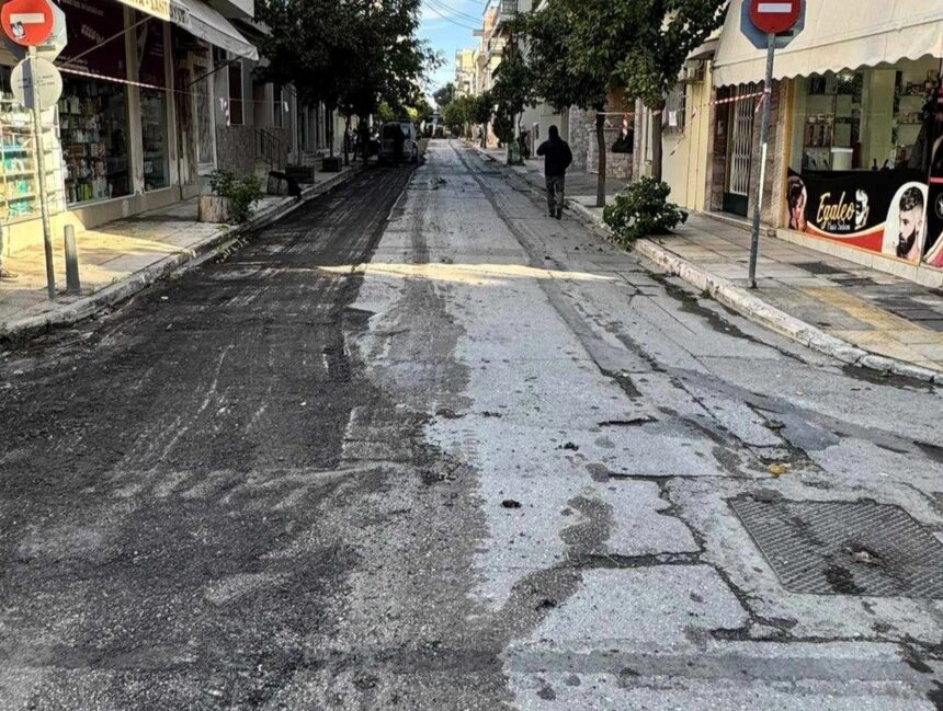 Ασφαλτοστρώσεις και αποκαταστάσεις οδών στο Αιγάλεω