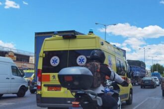 Τραυματίστηκε σοβαρά δικυκλιστής στο Αιγάλεω