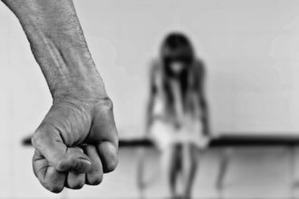 Ο Δήμος Αιγάλεω λέει ΟΧΙ στην Έμφυλη Βία: Εκδηλώσεις ευαισθητοποίησης, ενημέρωσης και τέχνης