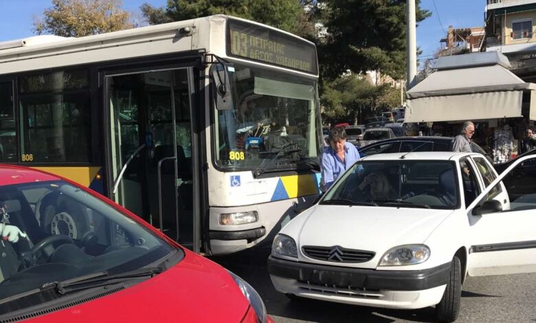 Τρελή πορεία λεωφορείου στην Ιερά Οδό - Δύο γυναίκες στο νοσοκομείο με ελαφρά τραύματα