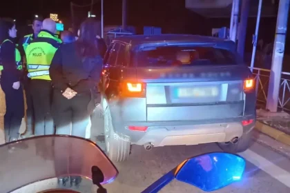 Συλλήψεις οδηγών και γερανοί στη Λεωφόρο Αθηνών