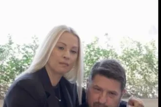 Νίκος Χαρδαλιάς: Εγώ με τη Γιώτα το κάνουμε τρεις φορές την ημέρα -και τέσσερις αν χρειαστεί!
