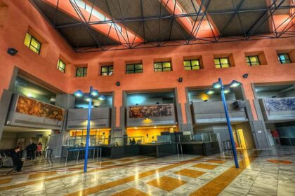 Άδωνις Γεωργιάδης: Γιατί δεν θα καταφέρει να μειώσει την αναμονή στα Επείγοντα - Τι επιβαρύνει έξτρα το Αττικόν