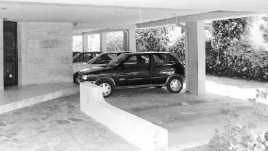 Παράνομη τοποθέτηση κάμερας σε διαμέρισμα, με θέα στην πιλοτή πολυκατοικίας