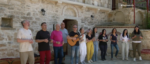 Δημήτρης Υφαντής: Ο Ηπειρώτης μουσικός κάνει δύναμη την απώλεια όρασης και τραγουδάει για τα παιδιά της Φλόγας και της Μονής Δουραχάνης