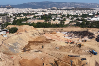 Βίντεο: Γήπεδο Παναθηναϊκού, Βοτανικός, Ιούνιος 2025 - Εργασίες ανέγερσης