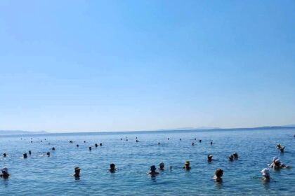 Δωρεάν θαλάσσια μπάνια για τα μέλη των ΚΑΠΗ του Αιγάλεω