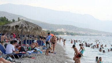 ΠΑΚΟΕ, κατάλληλες - ακατάλληλες παραλίες για μπάνιο: Μ. Πεύκο, Κινέτα, Άγιοι Θεόδωροι, Ίσθμια, Λουτράκι, Ψάθα