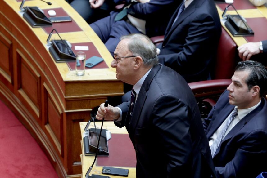 Ο Δημήτρης Καλογερόπουλος πήρε θέση για υπόθεση Ρούτσι – Αντίδραση Άδωνι: 'Εκανες λάθος