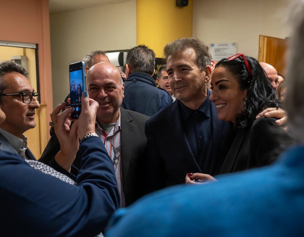 Ο Μ. Χρυσοχοΐδης στο Αιγάλεω - "Φέρνουν αποτελέσματα η ενίσχυση της αστυνόμευσης, η πρόληψη και η καταπολέμηση της μικροεγκληματικότητας" 4 Ο Μ. Χρυσοχοΐδης στο Αιγάλεω - "Φέρνουν αποτελέσματα η ενίσχυση της αστυνόμευσης, η πρόληψη και η καταπολέμηση της μικροεγκληματικότητας"