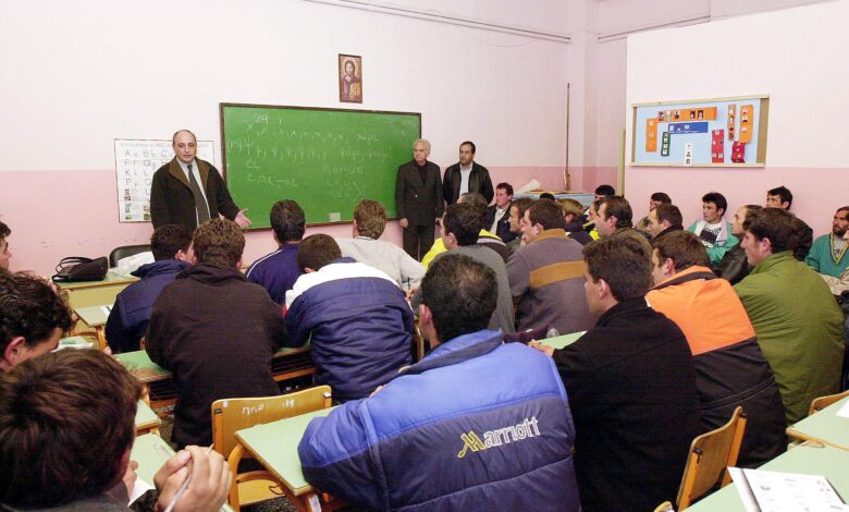 Μαθήματα ελληνικής γλώσσας για μετανάστες στον Δήμο Αιγάλεω