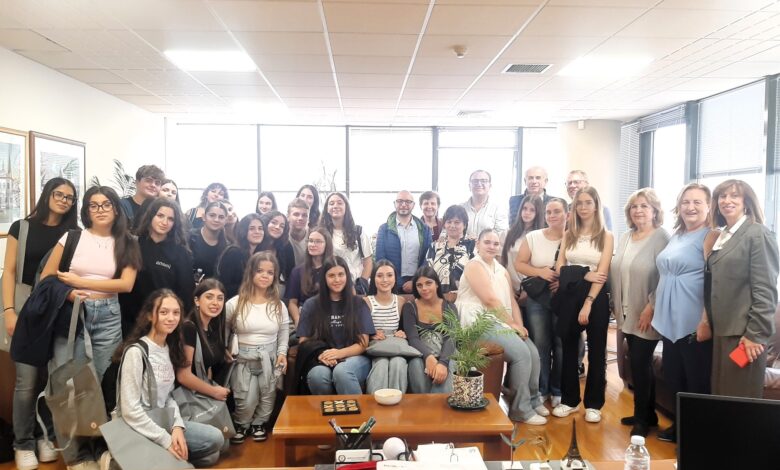 Ευρωπαϊκό πνεύμα συνεργασίας στο Δημαρχείο Αιγάλεω 1 Ευρωπαϊκό πνεύμα συνεργασίας στο Δημαρχείο Αιγάλεω