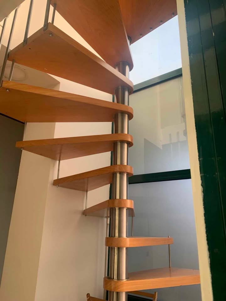 Πωλείται οροφομεζονέτα στο Αιγάλεω, εξαιρετική κατάσταση