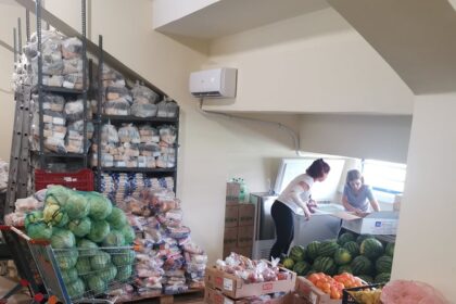 Διανομή τροφίμων από το Κοινωνικό Παντοπωλείο Αιγάλεω με διπλάσιες ποσότητες