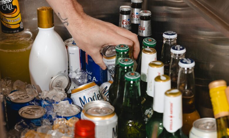 Μπουρνάζι: Ανήλικος λιποθύμησε από κατανάλωση αλκοόλ – Συνελήφθη ο υπεύθυνος του κλαμπ 1 Μπουρνάζι: Ανήλικος λιποθύμησε από κατανάλωση αλκοόλ – Συνελήφθη ο υπεύθυνος του κλαμπ