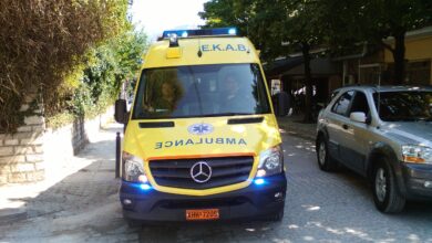 Οδηγός IΧ τσακώθηκε με διανομέα, τον παρέσυρε και τον γρονθοκόπησε 13 Οδηγός IΧ τσακώθηκε με διανομέα, τον παρέσυρε και τον γρονθοκόπησε