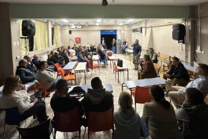 Αιγάλεω: Γονείς μιλούν για πολιτική απάτη - 