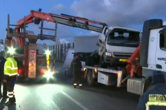 Νεκρός ο ένας οδηγός από το τροχαίο στον Κηφισό