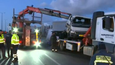 Νεκρός ο ένας οδηγός από το τροχαίο στον Κηφισό