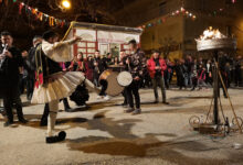 Αποκριάτικο υπαίθριο γλέντι με παραδοσιακό φανό στην Πλατεία Λαού - Λιούμη