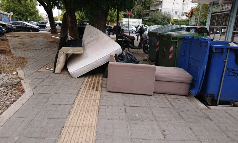 Δήμος Αιγάλεω: Όχι στις αυτοσχέδιες χωματερές - Νέο πρόγραμμα αποκομιδής ογκωδών, μπάζων και κλαδεμάτων