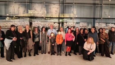 Ο Δήμος Αιγάλεω τίμησε τη Μελίνα Μερκούρη στο Μουσείο Ακρόπολης 