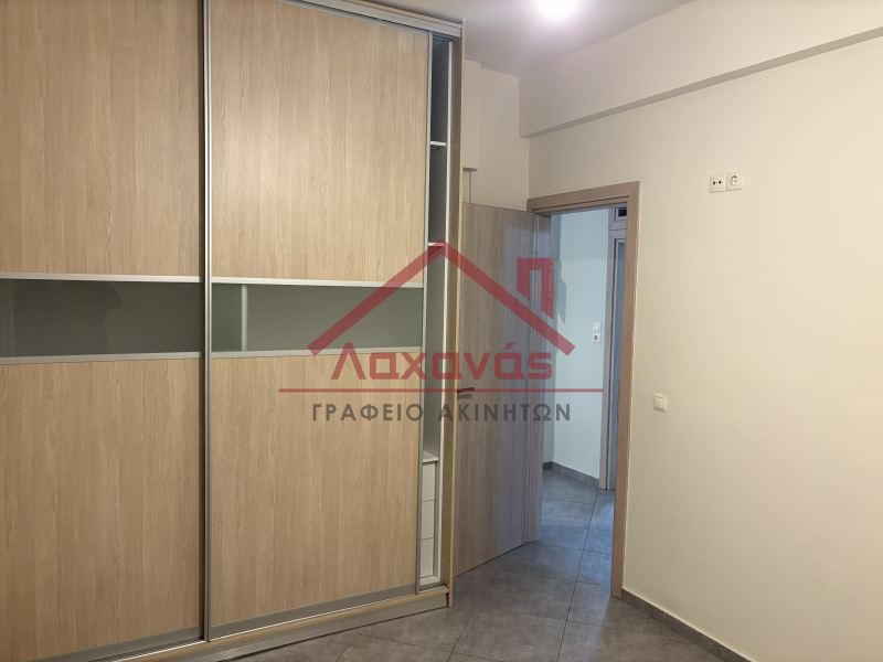 Ενοικιάζεται διαμέρισμα 65 τμ. στο Περιστέρι 3 Ενοικιάζεται διαμέρισμα 65 τμ. στο Περιστέρι