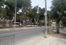 "Κάθε φορά που τα παιδιά πετάγονται στον δρόμο από την πλατεία για τη μπάλα, σφίγγεται η ψυχή μου..."
