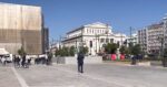 Μάχη για τη ζωή του δίνει ο 17χρονος που παρασύρθηκε από λεωφορείο στον Πειραιά – Τι λέει ο οδηγός