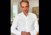 Απαγόρευση των Social για ανήλικους κάτω των 15 ετών, με “6-7” στο Tik Tok