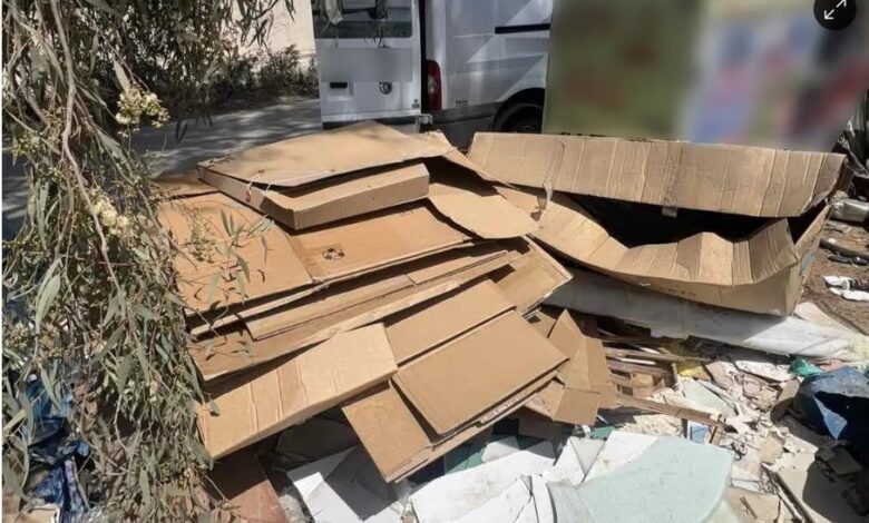 Συνελήφθη 41χρονος που πέταγε μπάζα στο Αιγάλεω