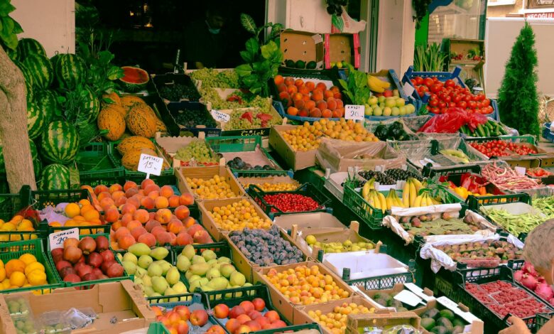 Tα 12 λαχανικά και φρούτα με τα περισσότερα φυτοφάρμακα, τα 15 πιο καθαρά - Λίστα 2026