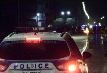 Με ναυτικές φωτοβολίδες και μαχαίρι κυκλοφορούσε 40χρονος στο Αιγάλεω