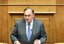 "Άθλια σενάρια" - Σφοδρή αντίδραση Καλογερόπουλου σε συντροφικά μαχαιρώματα