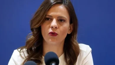 Η Έφη Αχτσιόγλου παραιτήθηκε και από βουλευτής – Τι θα γίνει η βουλευτική έδρα της Δυτικής Αθήνας