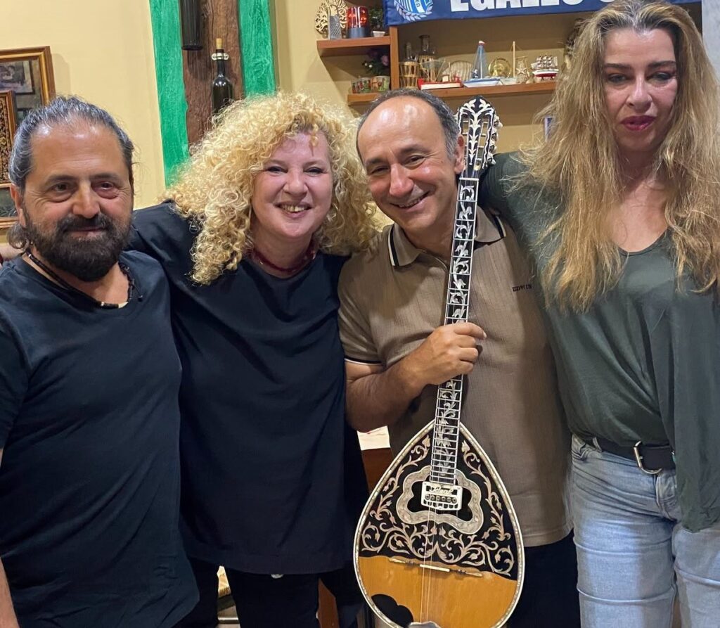 Το Αιγάλεω τραγούδησε ξανά στις γειτονιές του!