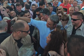 Τι είπε στο Αιγάλεω ο Κυριάκος Μητσοτάκης - Επισκέφθηκε και το Κέντρο Υγείας