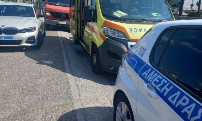 Οδηγός μηχανής ξυλοκόπησε οδηγό λεωφορείου μετά από τροχαίο