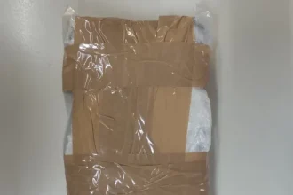  Το πακέτο είχε κοκαΐνη
